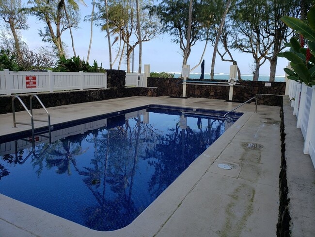 Building Photo - Beautiful Beach side Hanohano Hale Studio ...