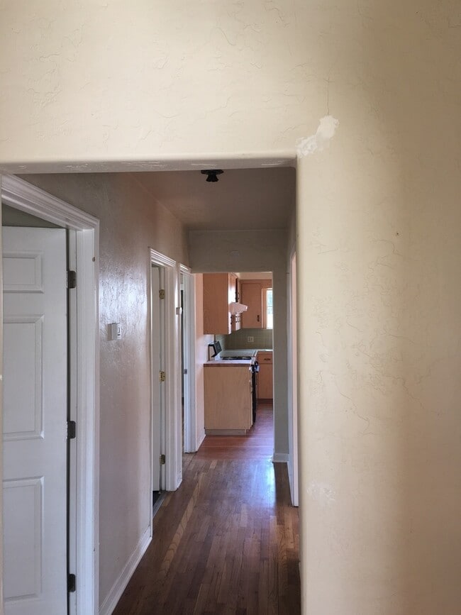 Building Photo - VOGT-120 West Pacheco