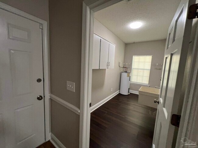 Building Photo - 3497 Barkwood Dr