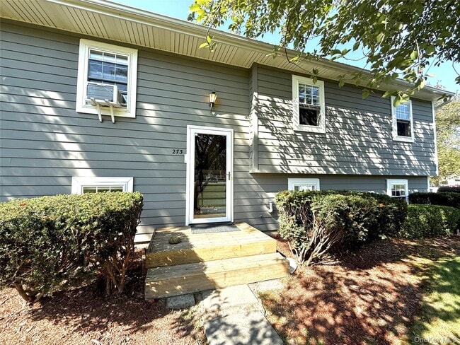 Building Photo - 273 N Brewster Rd