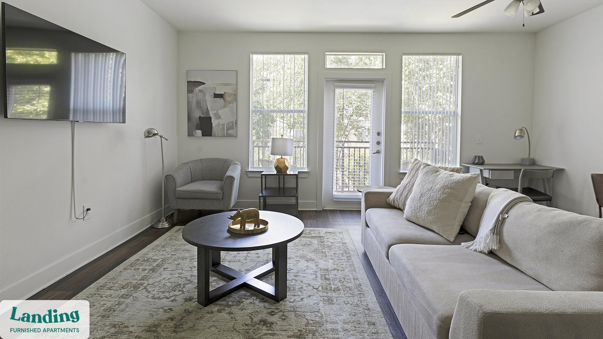 Building Photo - 7373 Valley View Ln