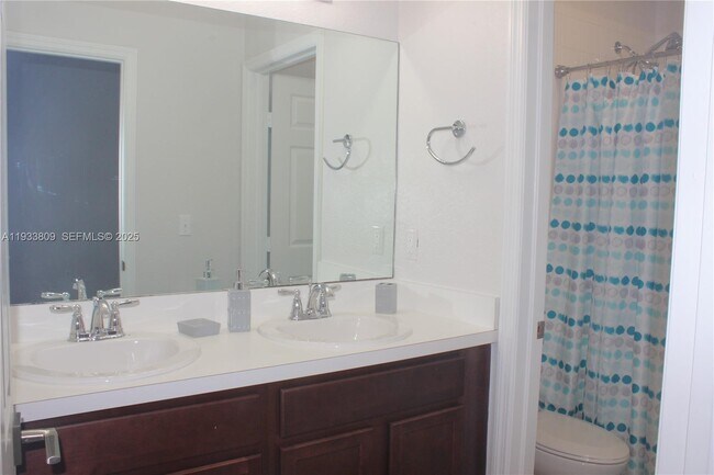 Building Photo - 3558 NW 29th Ct