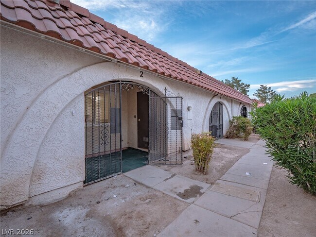Building Photo - 817 Mantis Way