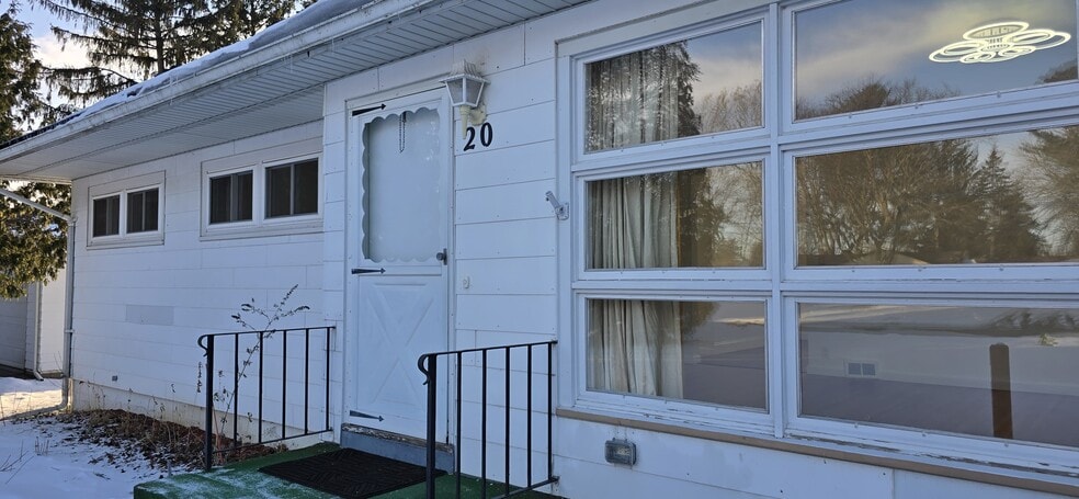 Building Photo - 20 Audabon Ter