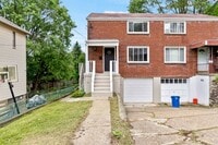 Building Photo - READY FOR MOVE IN! Fully RENOVATED 2-bedroom in Carrick!