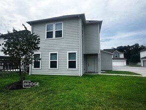 Building Photo - 126 Pecan Ln
