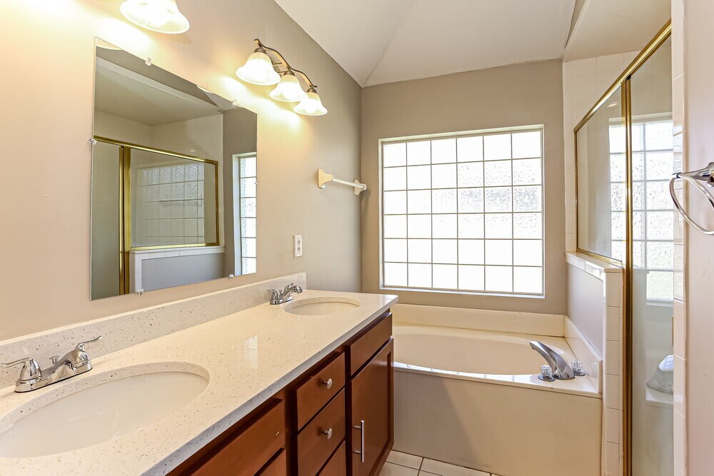 Building Photo - 5060 Cape Elizabeth Ct W
