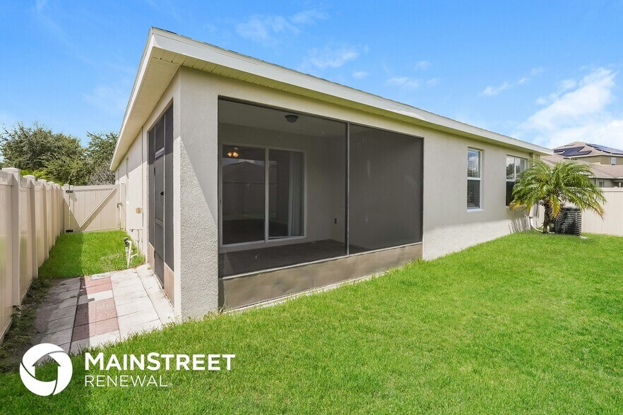 Building Photo - 15472 Long Cypress Dr