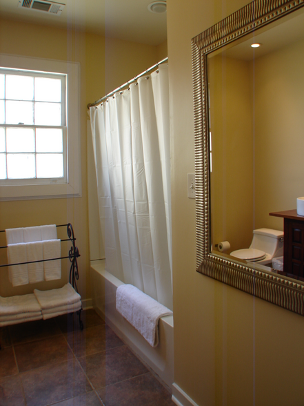 Bathroom - 913 Milton St