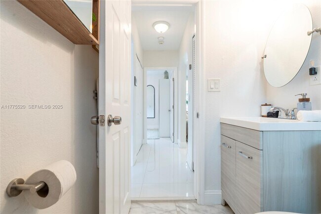 Building Photo - 775 NW 44th St