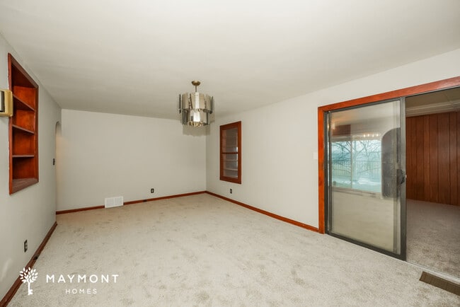 Building Photo - Charming 2 Bedroom Home Rittman, OH