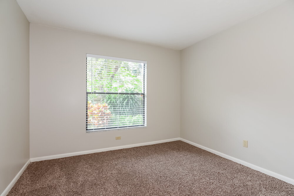 Building Photo - 2303 Willow Branch Ave