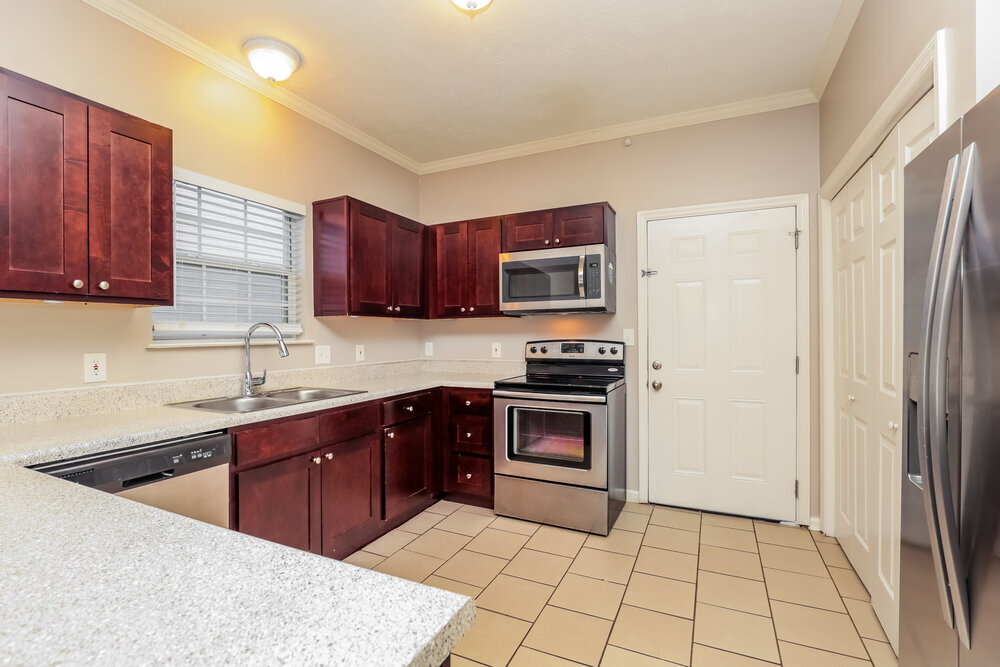 Building Photo - 705 Bell Trace Cove