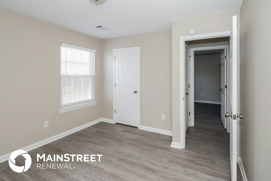 Building Photo - 3560 Brookstone Way