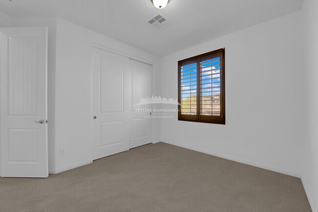Building Photo - 8445 Cambrils Ave