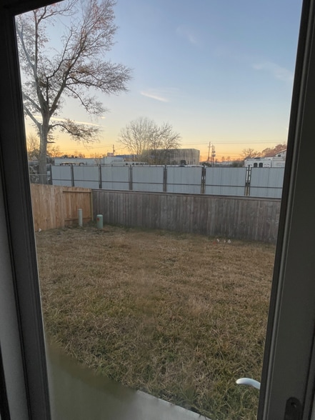 Backyard - 7314 Madison Commons Ln