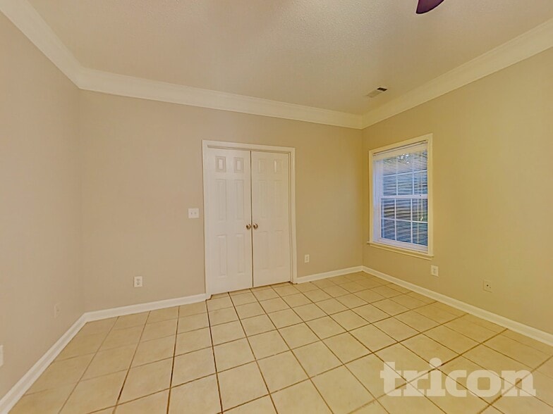 Building Photo - 130 Nowell Dr