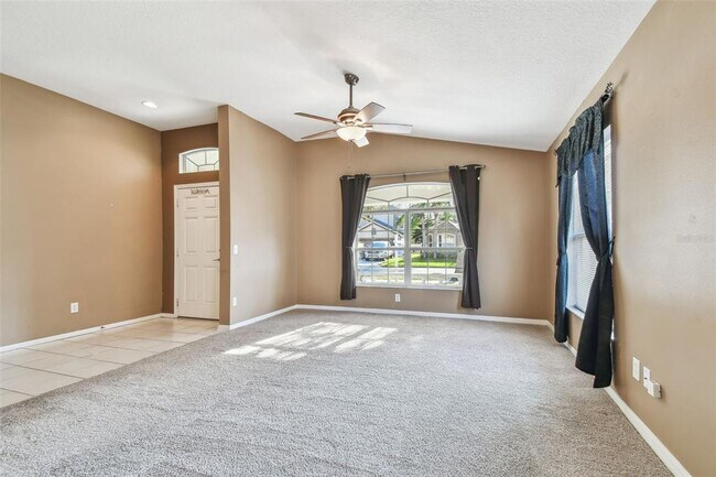 Building Photo - 15807 Leatherleaf Ln