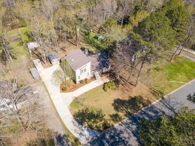 Building Photo - Spacious 4-Bedroom Mint Hill Retreat with Fireplace, 2-Car Garage & 3,600+ Sq Ft