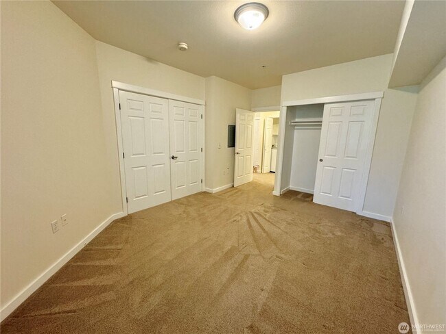 Building Photo - 2bd/2ba Newcastle Condo