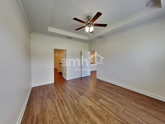 Building Photo - 3066 Creek Village Ln