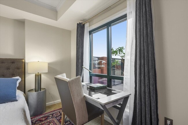 Building Photo - 121 N Monroe St