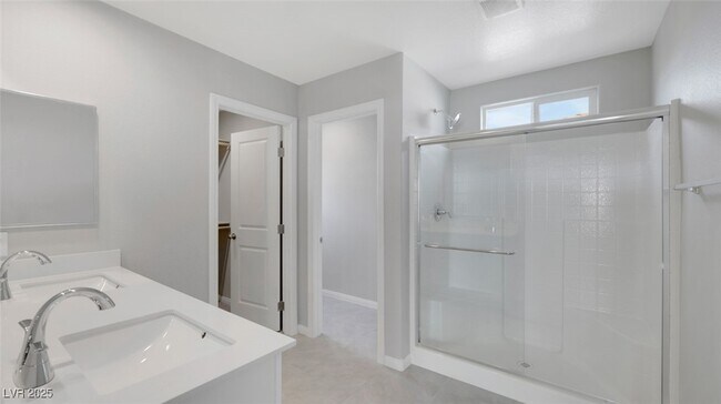 Building Photo - 404 Grand Toccata St