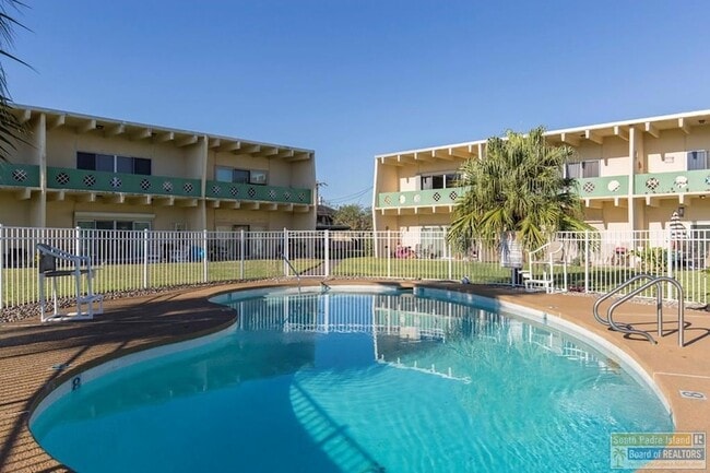 Building Photo - 801 Beach Blvd