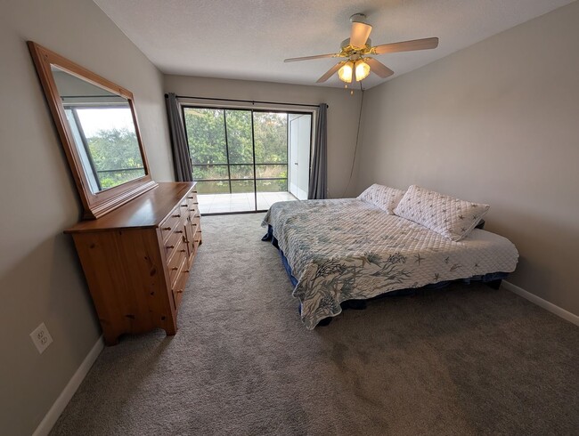 Building Photo - Fairview Vista Point 2 Bed / 2 Bath