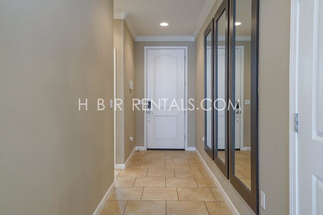 Building Photo - River Islands Living: Modern 4-Bedroom Hom...