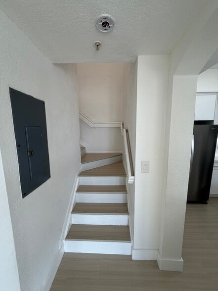 Building Photo - 8814 W Flagler St