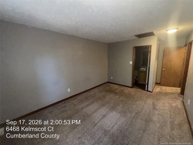 Building Photo - 6468 Kelmscot Ct