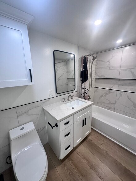 Building Photo - 4357 Clairemont Mesa Blvd