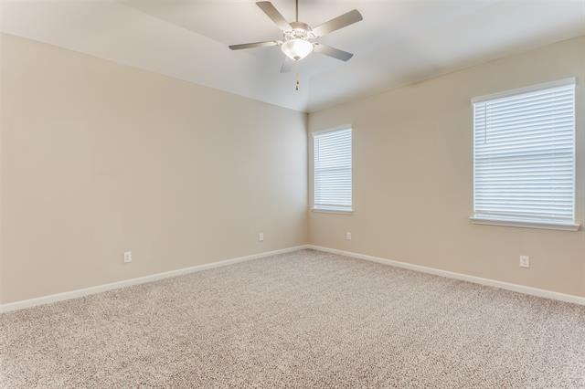 Building Photo - 1700 Sandalwood Way