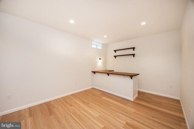 Building Photo - 1104 Tinker Hill Ln