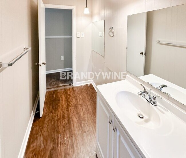 Building Photo - 2764 Scenic Terrace