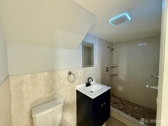 Building Photo - 35 Fiat Ave