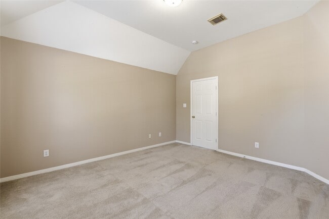 Building Photo - 5910 Willowfield Ct