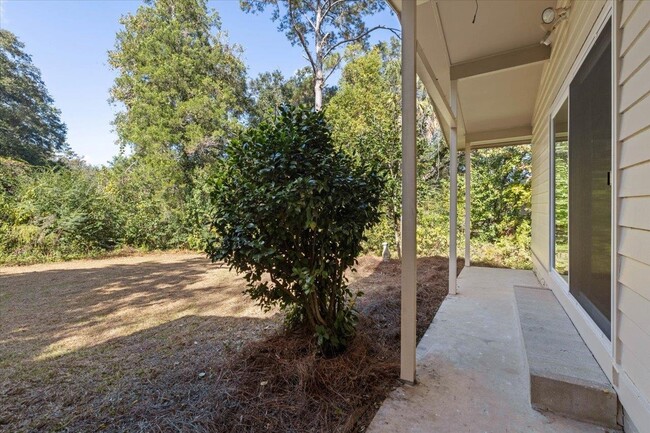 Building Photo - 1807 Ivan Dr