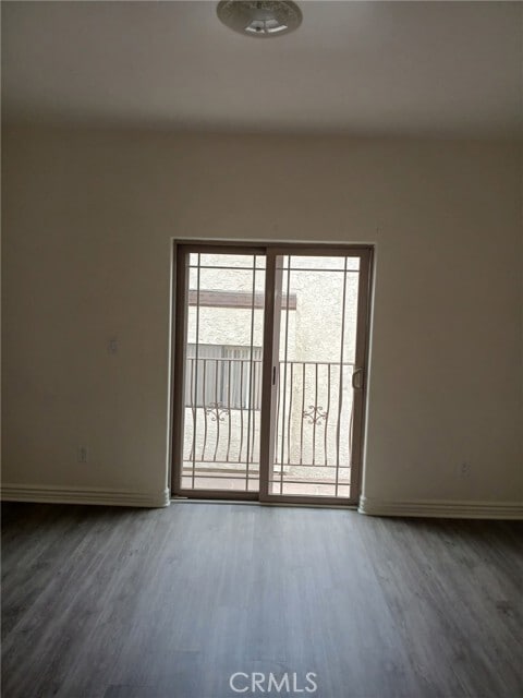 Building Photo - 10220 Samoa Ave