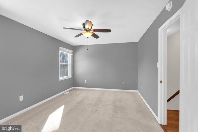 Building Photo - 6229 Gentle Ln