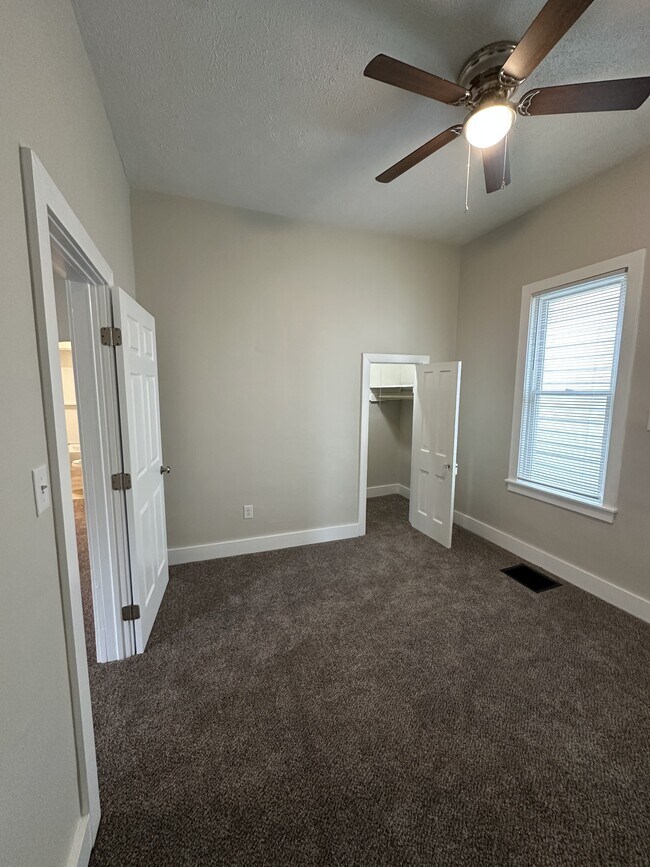 Building Photo - 2903 S Elm St
