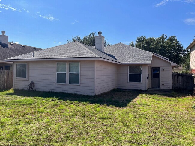 Building Photo - 25826 Chapman Falls Dr