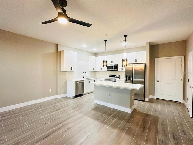 Building Photo - 1680 Houston St