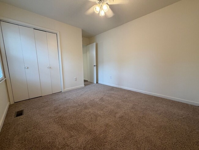 Building Photo - One Story Duplex