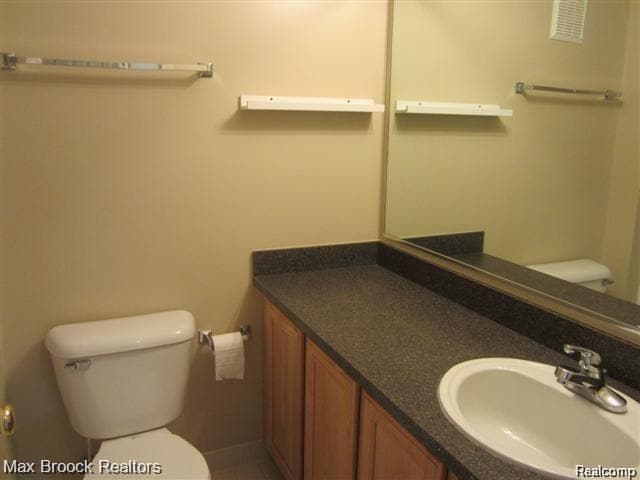 Building Photo - 15200 Addington Dr