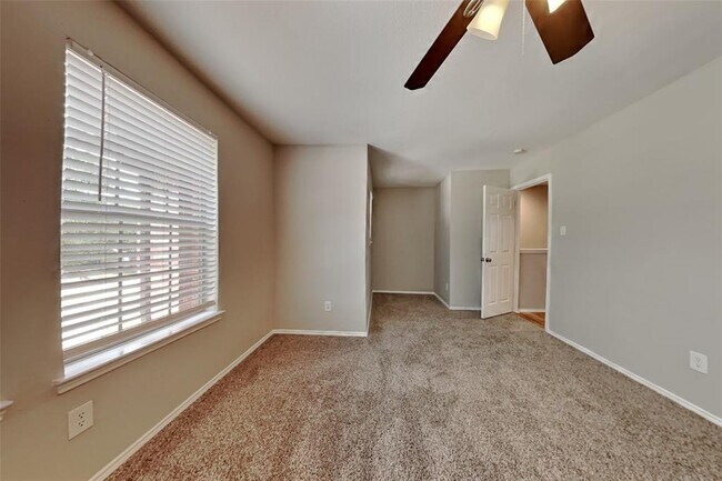Building Photo - 21210 Bridgemeadows Ln