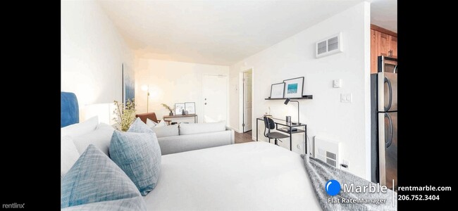 Building Photo - Studio, 1 bath Condo - 1614 Hudson St Apt 217