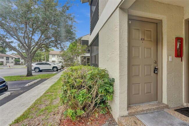 Primary Photo - 106 Gardens Dr
