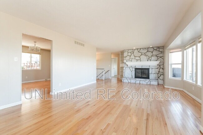 Building Photo - 5989 Eldridge Ct